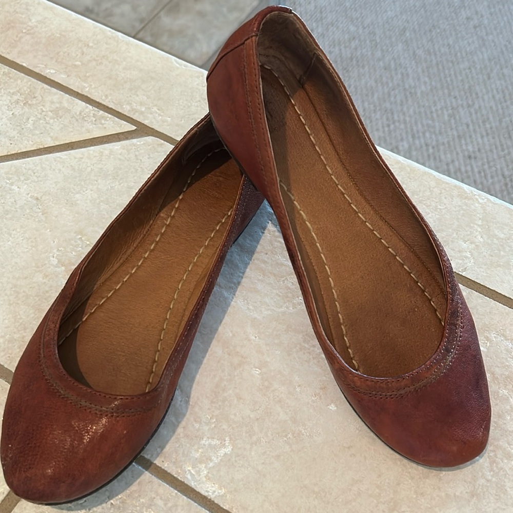 Frye leather flats